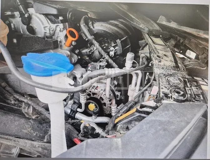 Photo 2 of 17: 2021 Kia Mr — Korean insurance auction