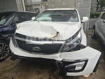 Photo 1 of 11: 2015 Kia Sportage R — Korean insurance auction