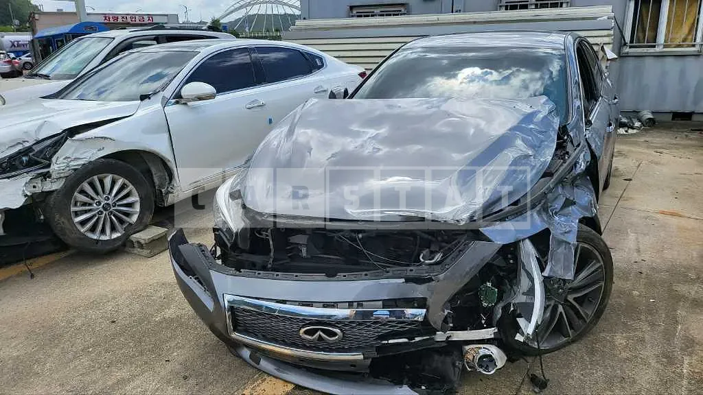 Photo 2 of 9: 2016 Infiniti Q50 2.2d, VIN JNKDV71E4GM551670 — Korean insurance auction