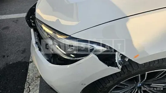 Photo 2 of 41: 2022 BMW 320e, VIN WBA11GK06NFM44931 — Korean insurance auction