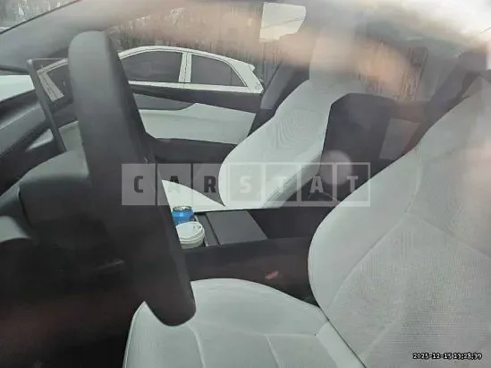 Photo 2 of 13: 2025 Tesla Model Y RWD, VIN LRWYGCFJ0SC064876 — Korean insurance auction