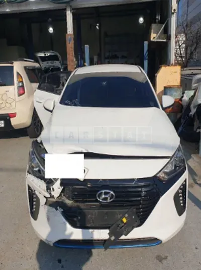 2018 * Hyundai Ioniq