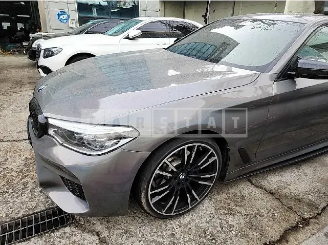 Photo 2 of 41: 2017 BMW 520d, VIN WBAJC3107HG465886 — Korean insurance auction