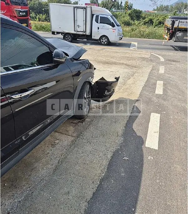 Photo 2 of 17: 2020 Hyundai Tucson — Korean insurance auction