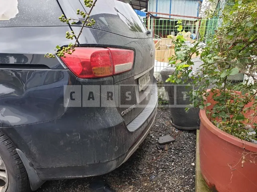 Photo 2 of 14: 2018 Kia Carnival, VIN KNAMC81ABJS387707 — Korean insurance auction