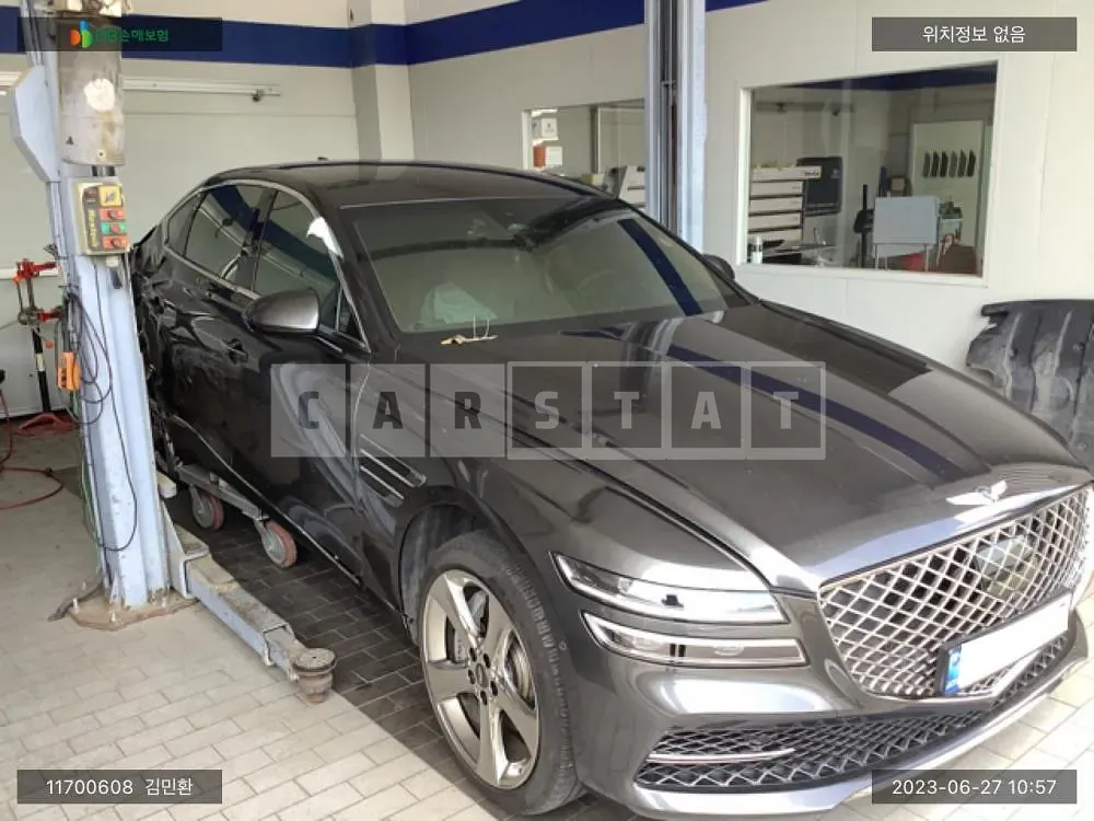 Photo 2 of 34: 2022 Genesis G80, VIN KMTGB41CDNU133068 — Korean insurance auction