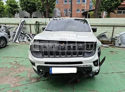 Photo 1 of 15: 2023 Jeep Zip Renegade 1.3 FWD — Korean insurance auction