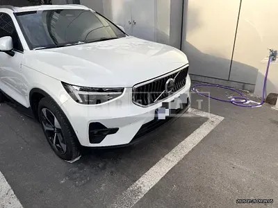 Photo 1 of 15: 2025 Volvo XC40B4 AWD — Korean insurance auction