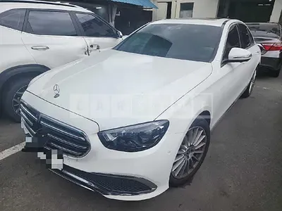 Photo 1 of 14: 2022 Mercedes-Benz E250 — Korean insurance auction