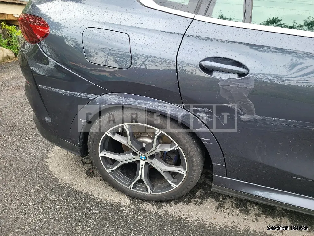 Photo 2 of 21: 2021 BMW X6 xDrive30d, VIN WBAGT8103M9G68153 — Korean insurance auction