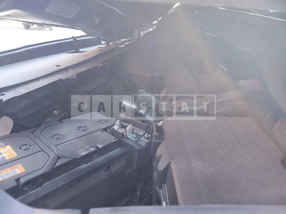 Photo 2 of 19: 2019 Hyundai Santa Fe 2.2 (4WD), VIN KMHS381CDLU246684 — Korean insurance auction
