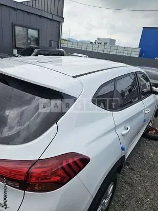 Photo 2 of 17: 2019 Hyundai Tucson — Korean insurance auction