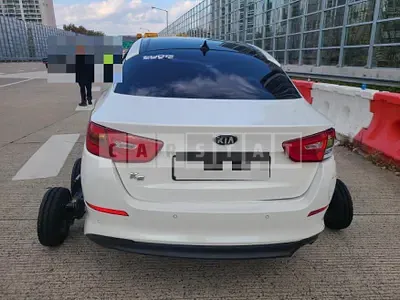 Photo 1 of 18: 2014 Kia K5 LPI — Korean insurance auction