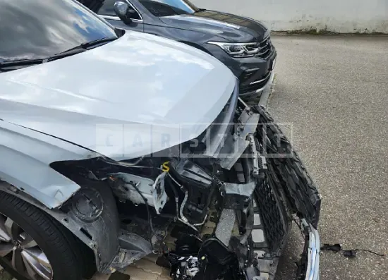 Photo 2 of 7: 2021 Volkswagen T-Roc 2.0 TDI, VIN WVGZZZA1ZMV030878 — Korean insurance auction