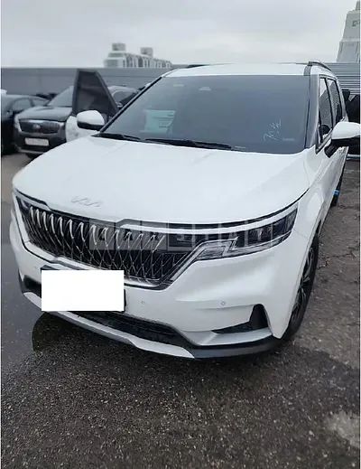 Photo 1 of 10: 2023 Kia Carnival — Korean insurance auction