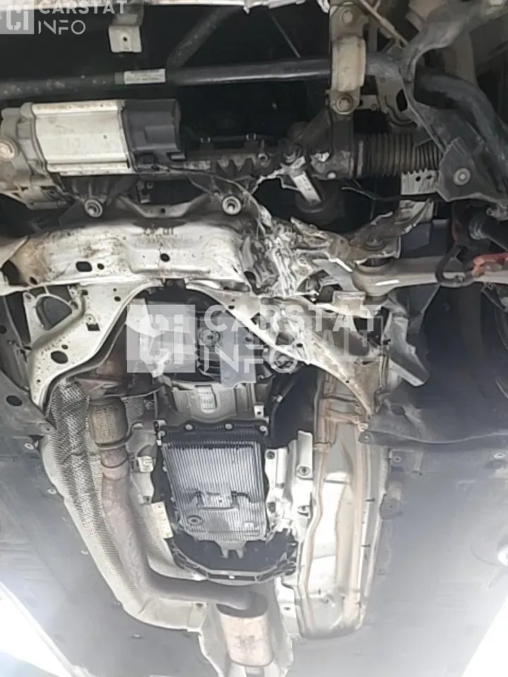 Photo 2 of 45: 2015 BMW 528i, VIN WBA5A5108FGT89739 — Korean insurance auction