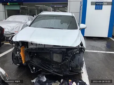 Photo 1 of 17: 2018 Hyundai Santa Fe, VIN KMHS381BDKU063945 — Korean insurance auction