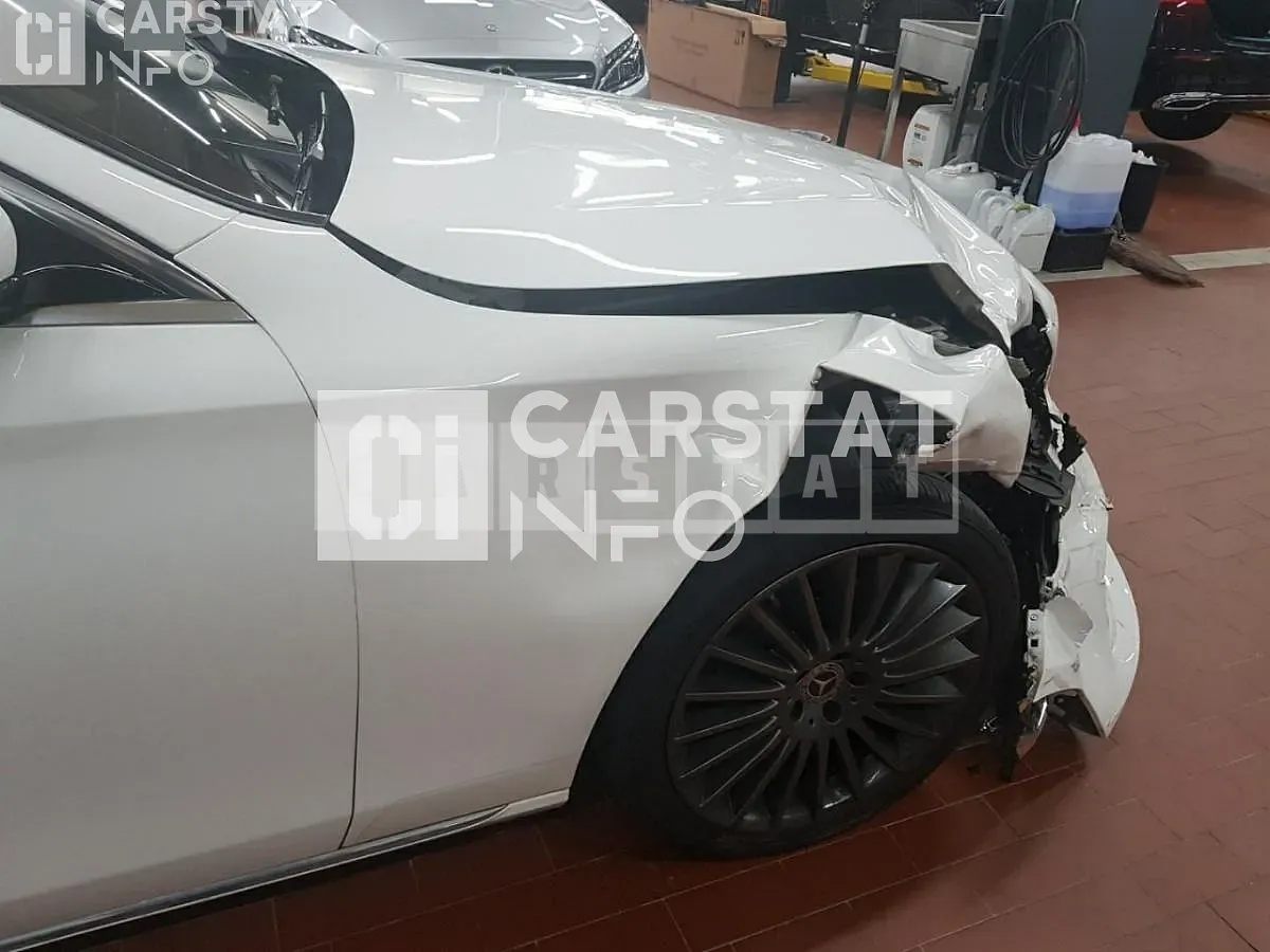Photo 2 of 29: 2019 Mercedes-Benz E300, VIN WDDZF4JBXKA699623 — Korean insurance auction