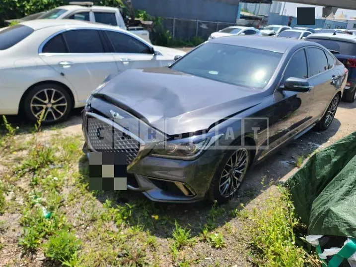 Photo 2 of 11: 2017 Genesis G80 3.3 — Korean insurance auction