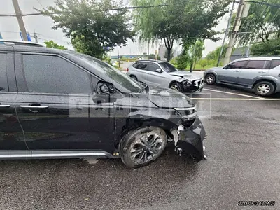 Photo 1 of 22: 2021 Kia Carnival, VIN KNANC81BBMS050231 — Korean insurance auction
