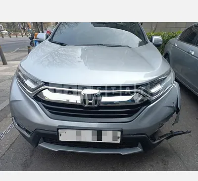 Photo 1 of 10: 2017 Honda CR-V 4WD — Korean insurance auction