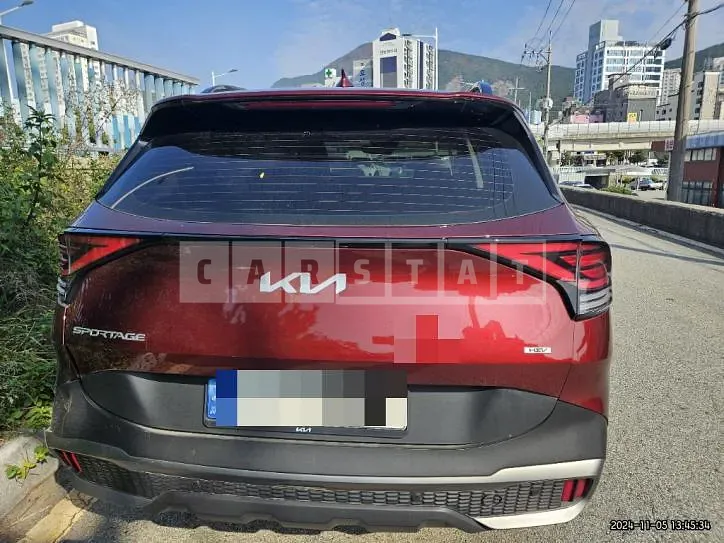 Photo 2 of 9: 2022 Kia Sportage Hybrid — Korean insurance auction