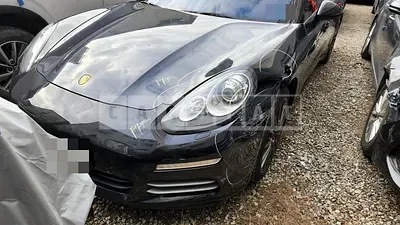 2015 Porsche Panamera 4