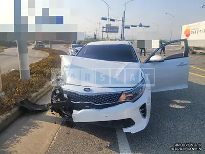 Photo 1 of 8: 2015 Kia K5 2.0 — Korean insurance auction