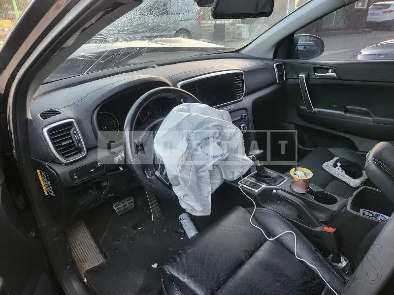 Photo 2 of 15: 2018 Kia Sportage 1.6, VIN KNAPL812GKK625278 — Korean insurance auction