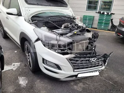 Photo 1 of 12: 2019 Hyundai Tucson, VIN KMHJ5812GKU979183 — Korean insurance auction