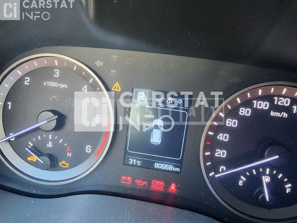 Photo 2 of 9: 2016 Hyundai Tucson 2.0 — Korean insurance auction