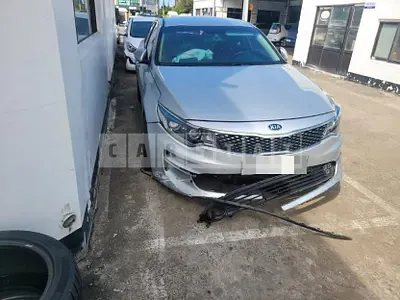 Photo 1 of 10: 2015 Kia K5 2.0 — Korean insurance auction
