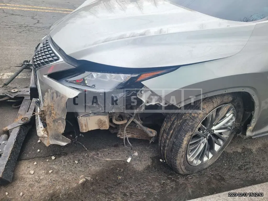 Photo 2 of 17: 2020 Lexus RX450h, VIN JTJBGMCA6L2059267 — Korean insurance auction