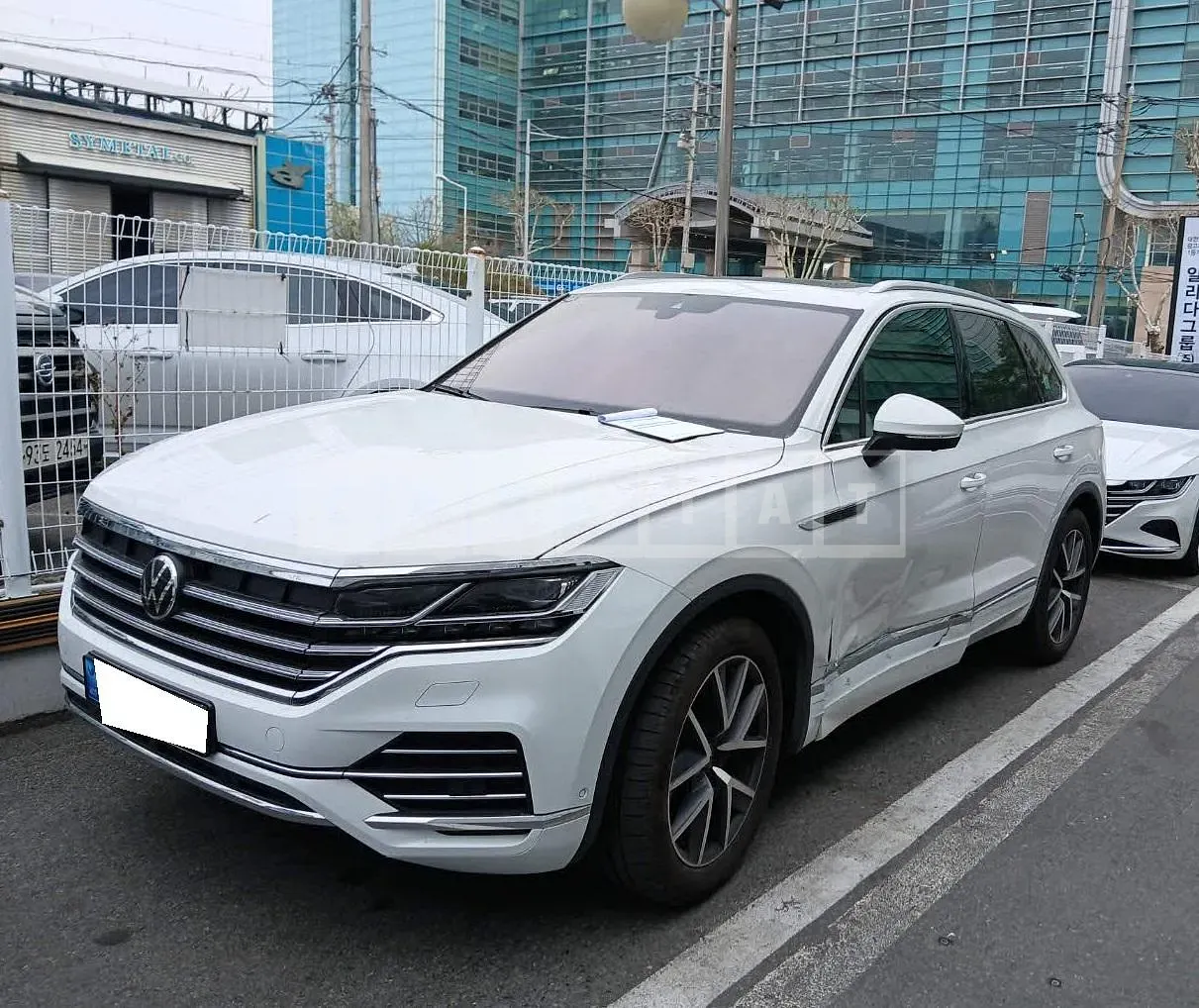 Photo 2 of 21: 2023 Volkswagen Touareg 3.0 TDI, VIN WVGZZZCR6PD012695 — Korean insurance auction