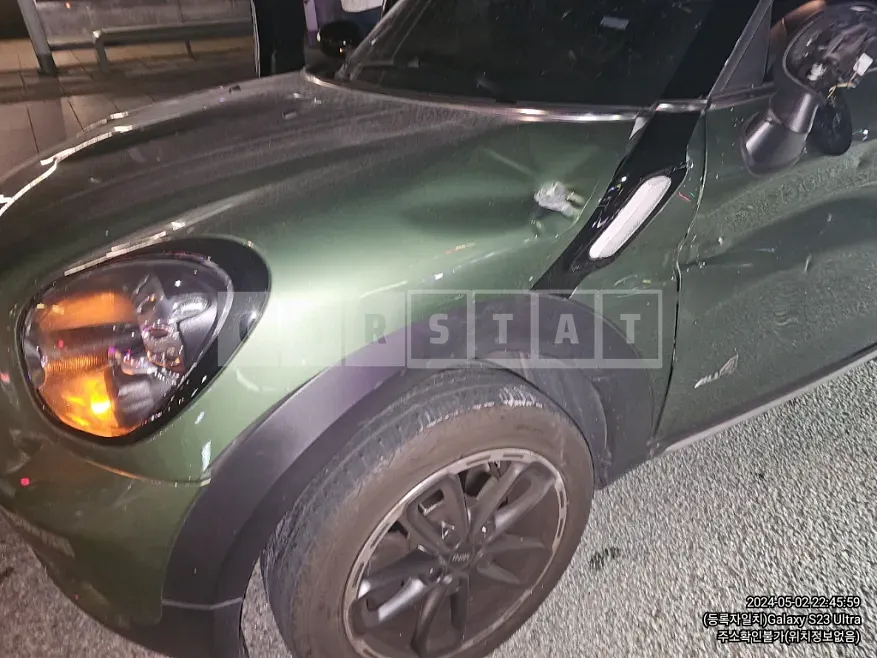 Photo 2 of 6: 2016 MINI Cooper D Countryman ALL4 — Korean insurance auction