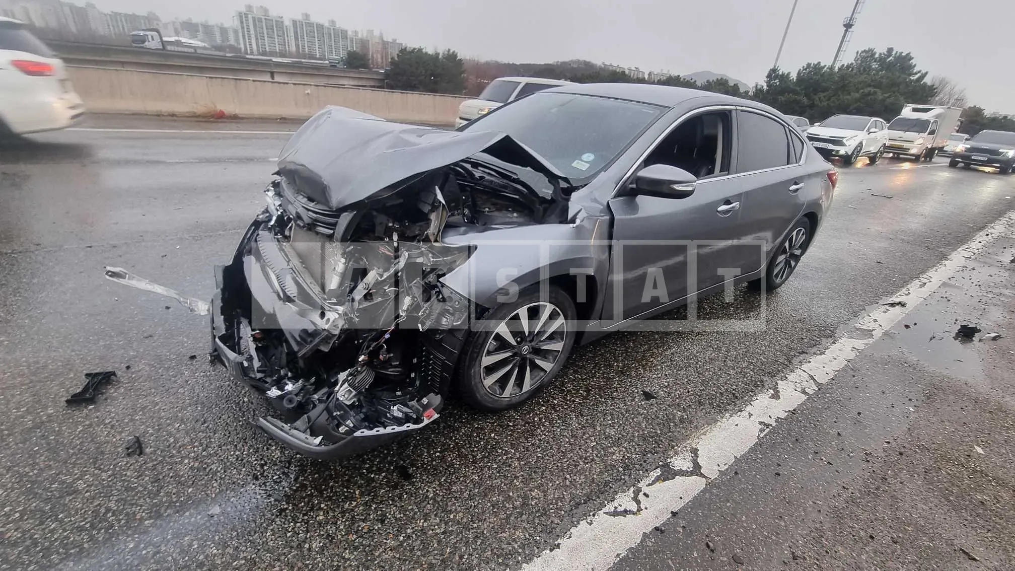 Photo 2 of 3: 2018 Nissan Altima 2.5, VIN 1N4AL3AP7JC286296 — Korean insurance auction