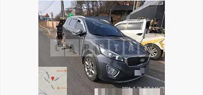 Photo 1 of 10: 2015 Kia Sorento — Korean insurance auction