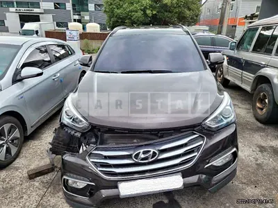 Photo 1 of 22: 2016 Hyundai Santa Fe, VIN KMHSW81UDGU700308 — Korean insurance auction