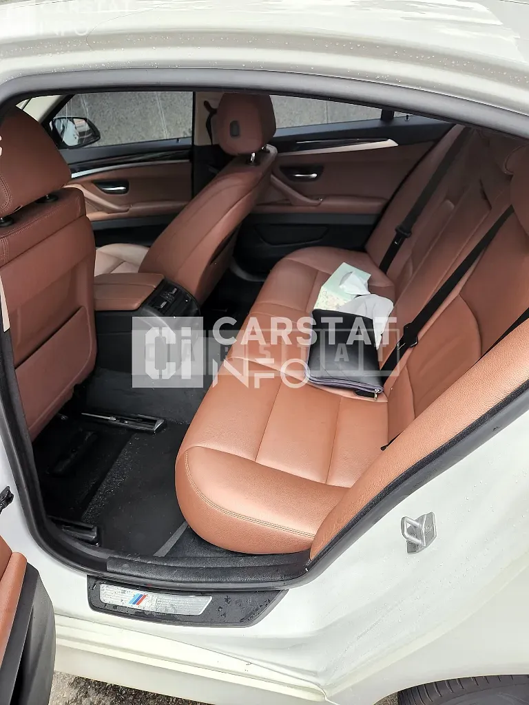 Photo 2 of 7: 2016 BMW 520d, VIN WBA5E5107GG205090 — Korean insurance auction