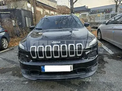 Photo 1 of 10: 2015 Jeep Cherokee — Korean insurance auction