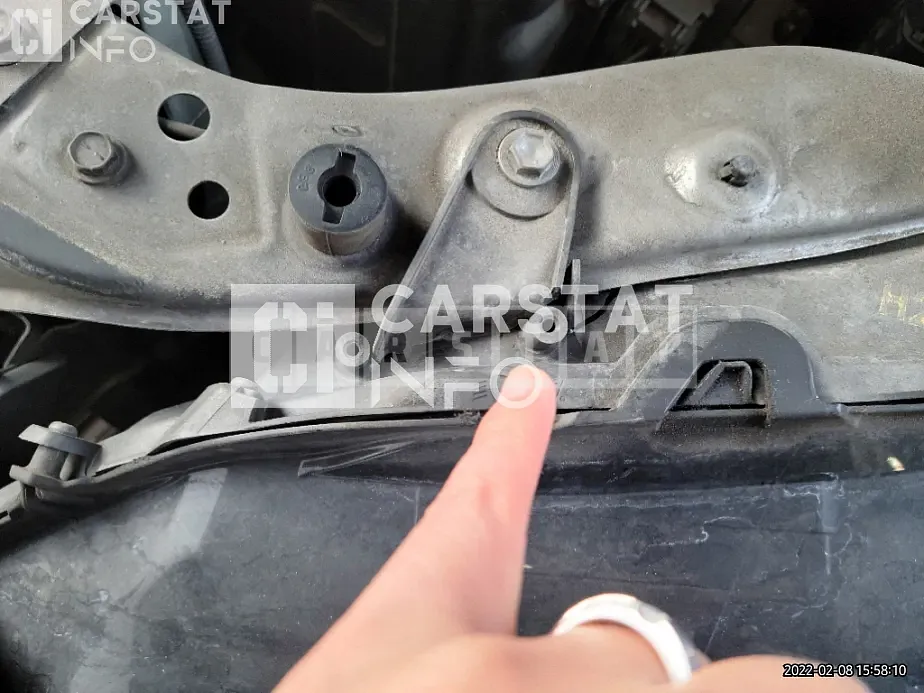 Photo 2 of 37: 2018 Lexus RX450h, VIN JTJBGMCA5J2035975 — Korean insurance auction