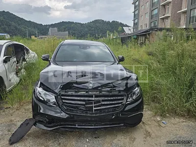 Photo 1 of 22: 2018 Mercedes-Benz E400 4Matic — Korean insurance auction
