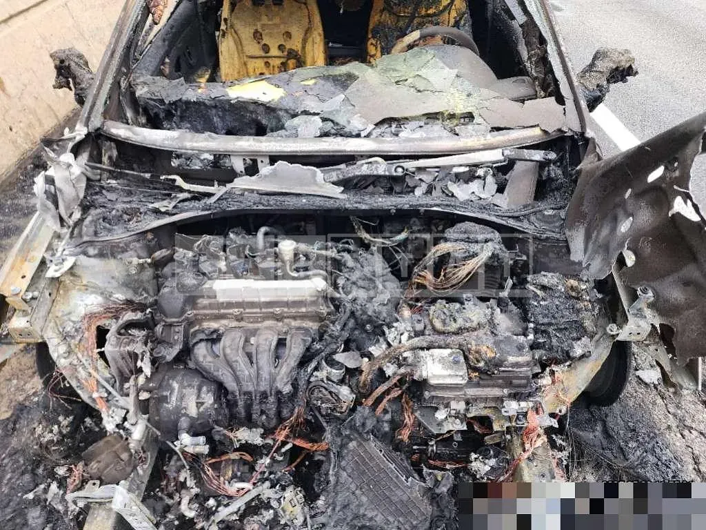 Photo 2 of 14: 2018 Hyundai IONIQ Hybrid — Korean insurance auction
