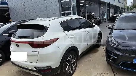 Photo 2 of 6: 2019 Kia Sportage — Korean insurance auction