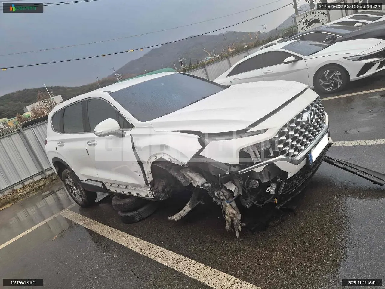 Photo 2 of 12: 2020 Hyundai Santa Fe, VIN KMHS281HGMU317005 — Korean insurance auction