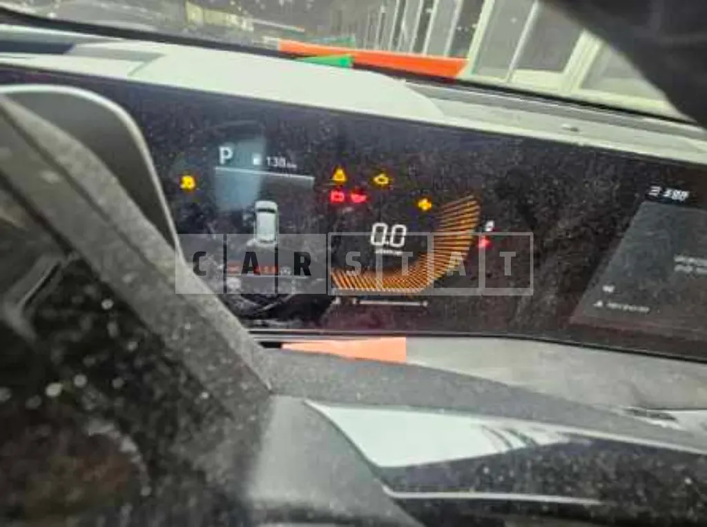 Photo 2 of 17: 2024 Kia Sorento — Korean insurance auction