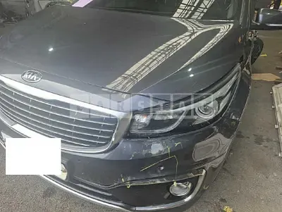 Photo 1 of 44: 2016 Kia Carnival — Korean insurance auction