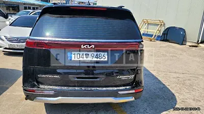 Photo 1 of 30: 2021 Kia Carnival, VIN KNANE813BMS036399 — Korean insurance auction