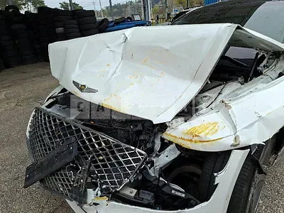 Photo 1 of 7: 2021 Genesis G80 — Korean insurance auction