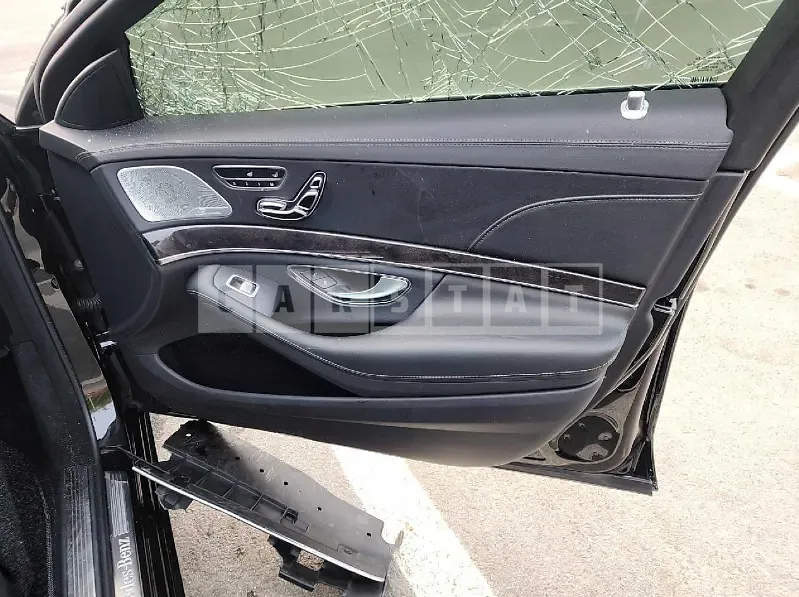 Photo 2 of 50: 2016 Mercedes-Benz S 500 4Matic L, VIN WDDUG8FB6GA277640 — Korean insurance auction
